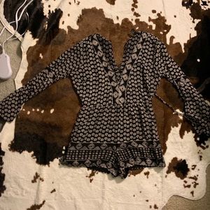 Super cute printed romper size small